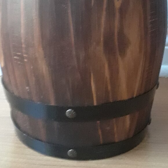 Wooden Whiskey/Wine Barrel For Bar Or Home Decor - Picture 4 of 10